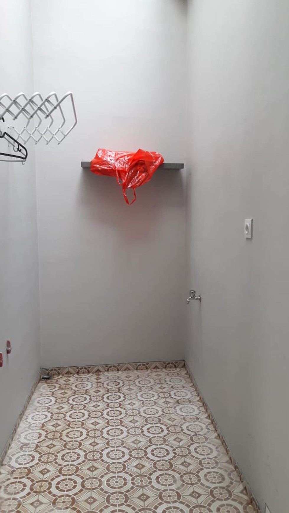 Rumah dalam cluster di Graha Raya Tangsel