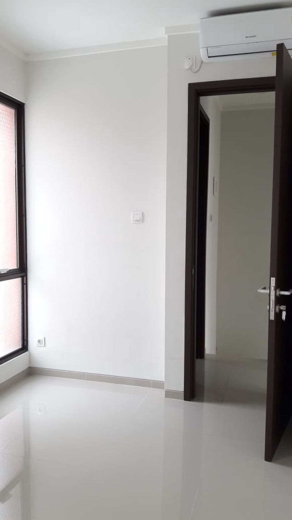 Rumah dalam cluster di Graha Raya Tangsel