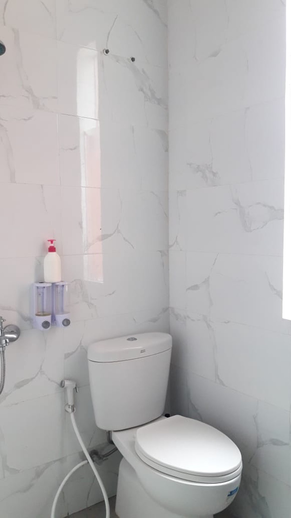 Rumah Baru dalam cluster di Graha Raya Tangsel