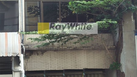 Ruko jalan pahlawan bubutan surabaya