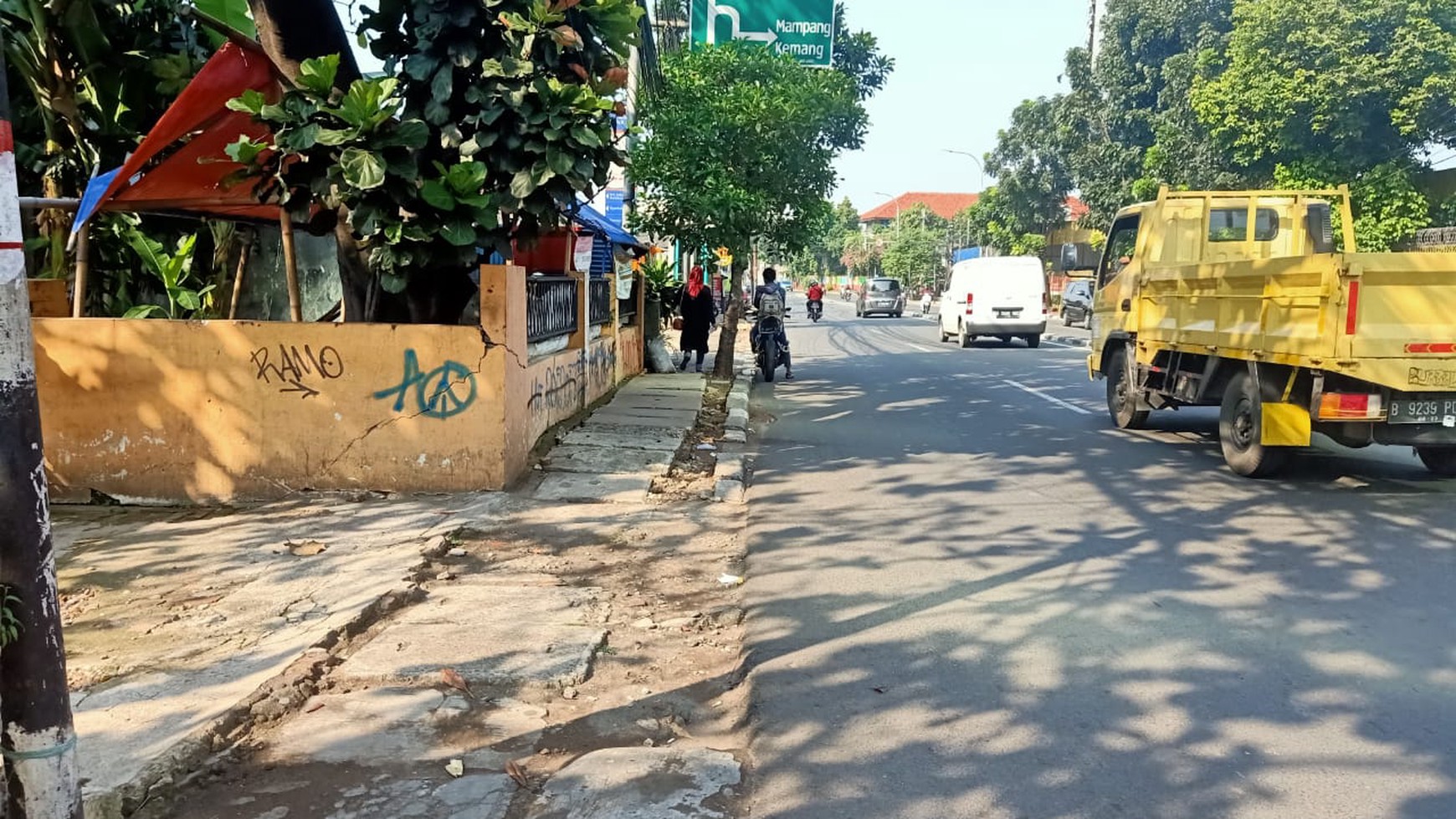 Langsung Strategis di Pancoran, Jakarta Selatan