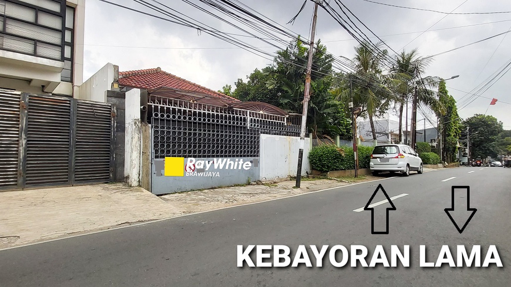 Rumah di Cidodol Raya, Kebayoran Lama, Jakarta Selatan, Lokasi Strategis, Hadap Utara, SHM