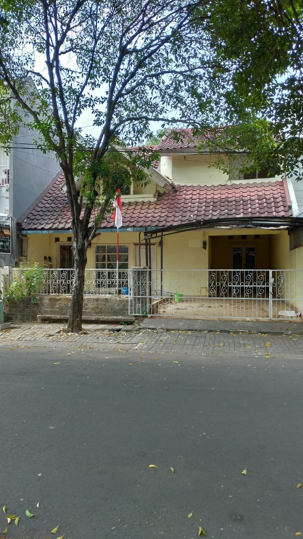 Dijual murah  Rumah di Anggrek Loka, BSD, dengan harga jual bagus