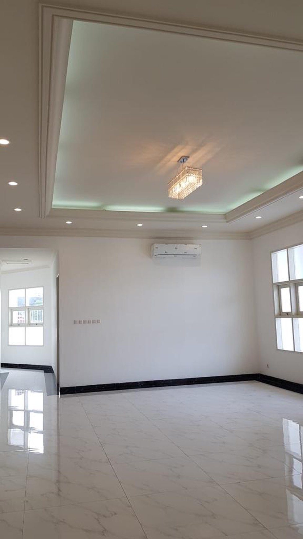 RUMAH LUX DI PEJATEN INDAH