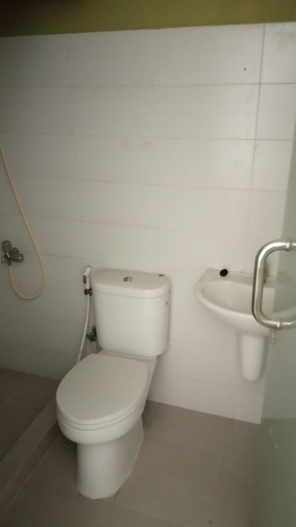 Dijual Rumah berlantai 2 di Ruby, Gading Serpong, dengan harga jual manarik