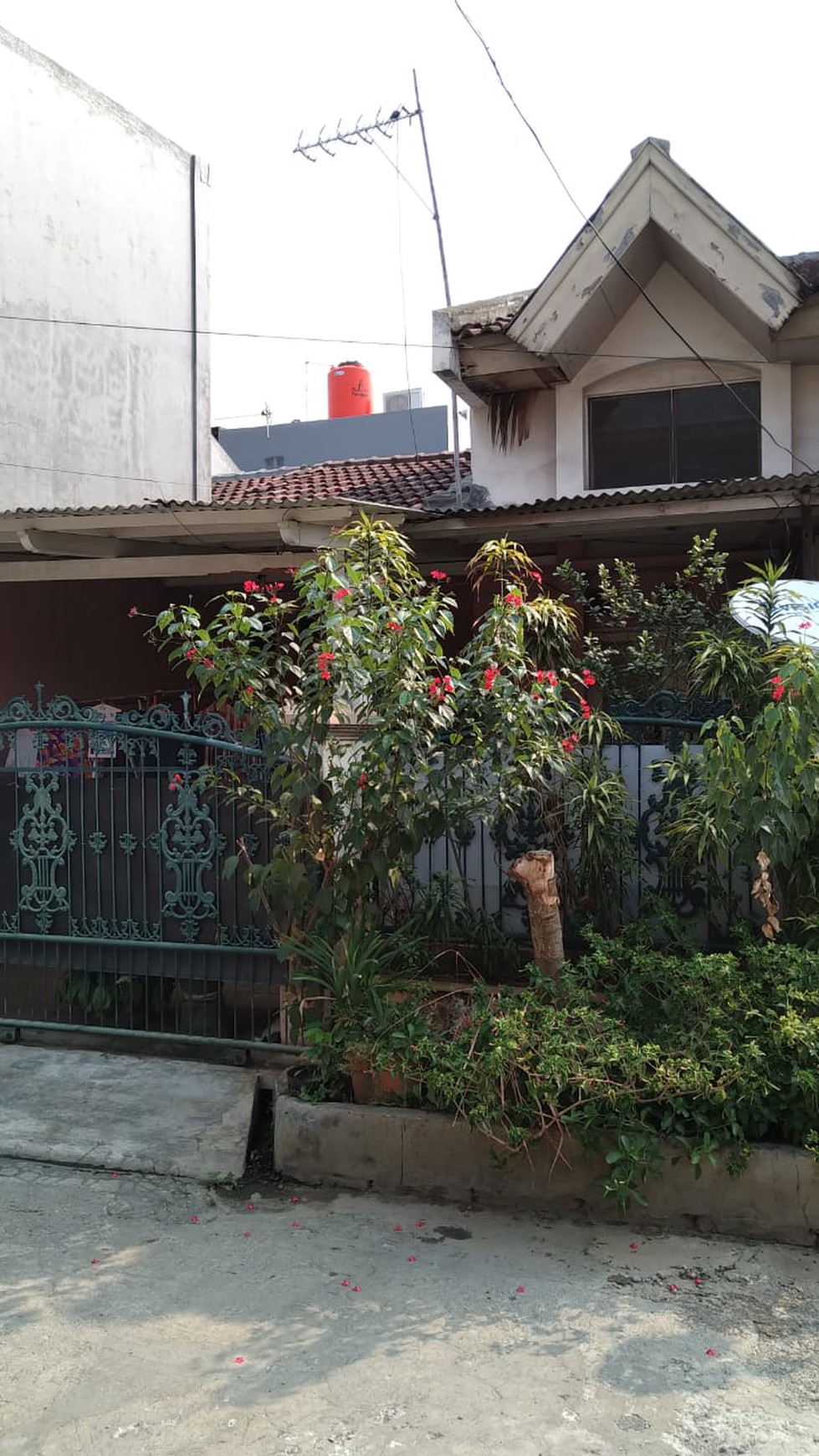Dijual Rumah di Sektor 6 - Gading Serpong dengan harga jual menarik