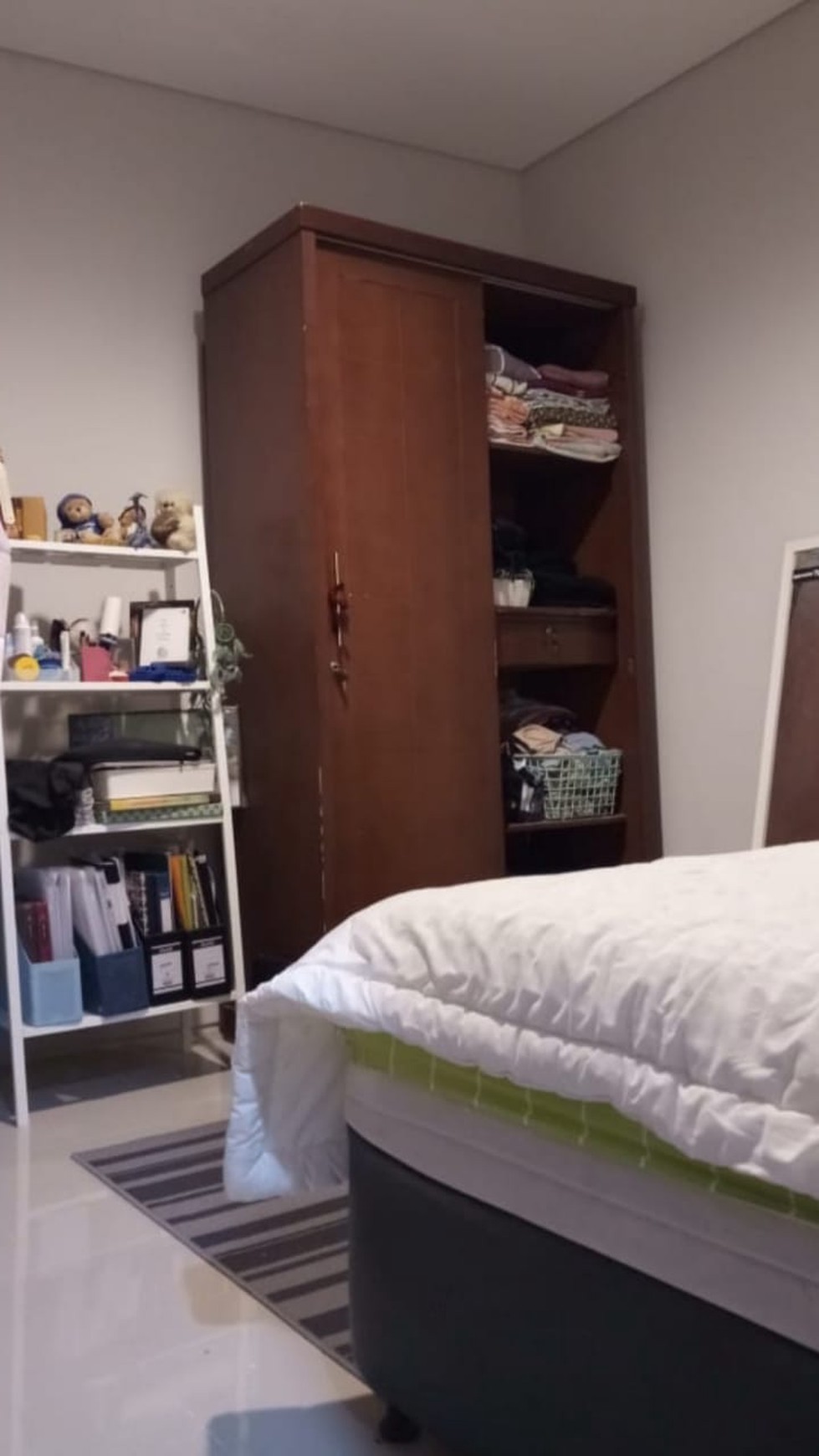 Rumah Minimalis, Dalam Cluster, dan Dekat Bintaro Jaya @Bale Perigi, Pondok Aren