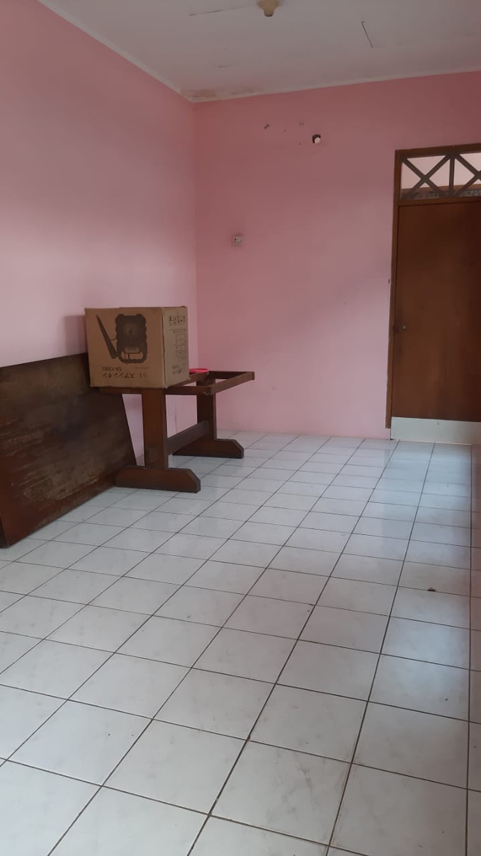 Rumah Lokasi Strategis Dekat Bintaro Jaya @Pondok Karya, Pondok Aren