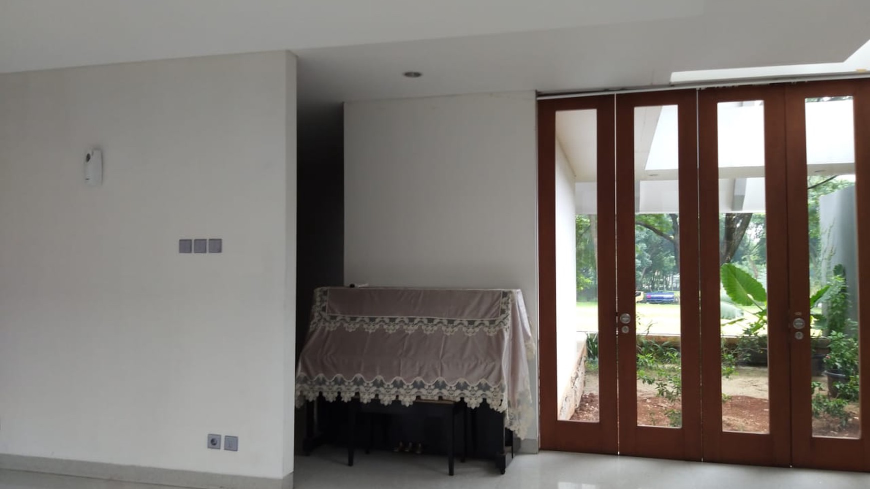 Jual rumah cluster exclusive di Bukit Menteng dan Siap Huni di Kawasan BINTARO