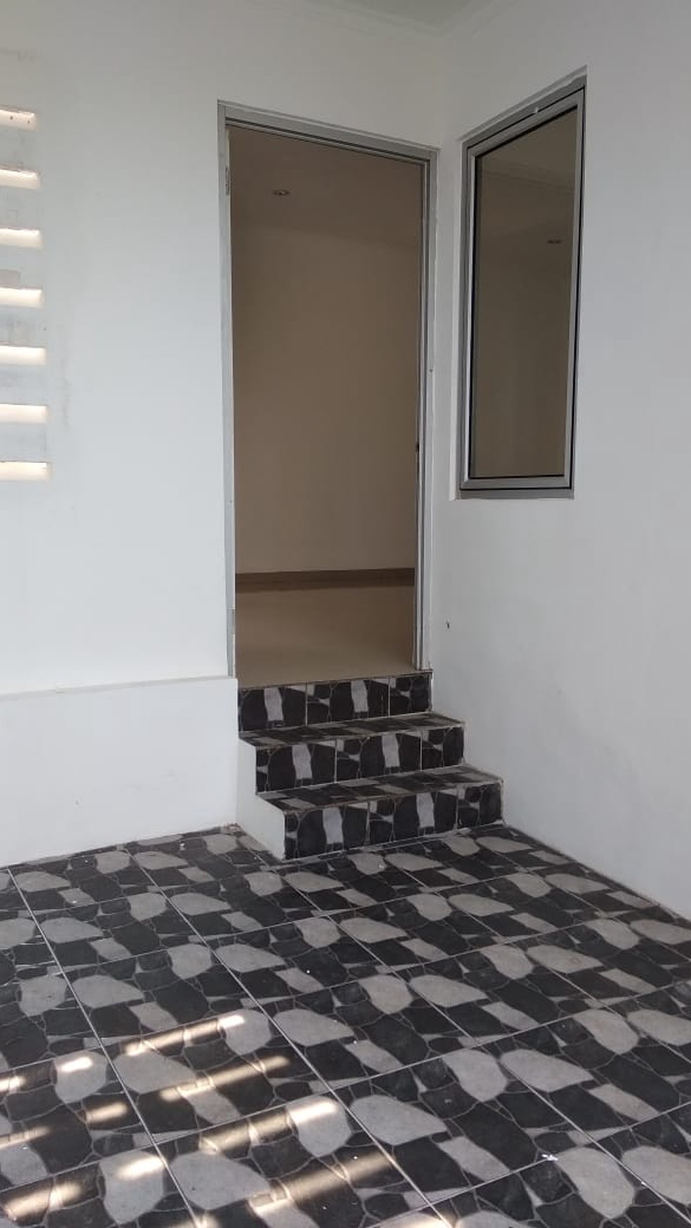 Rumah Baru,siap huni di Pondok Aren