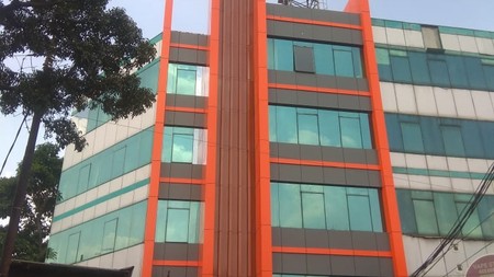 Office Space Di Pejeten, Jakarta Selatan, Lokasi dekat dengan akses tol JORR, Semi Furnished