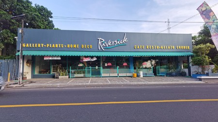 Popular cafe and restaurant for rent in Lovina