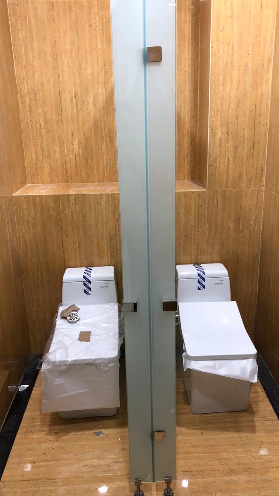 Dijual gedung baru di ampera, kemang jaksel