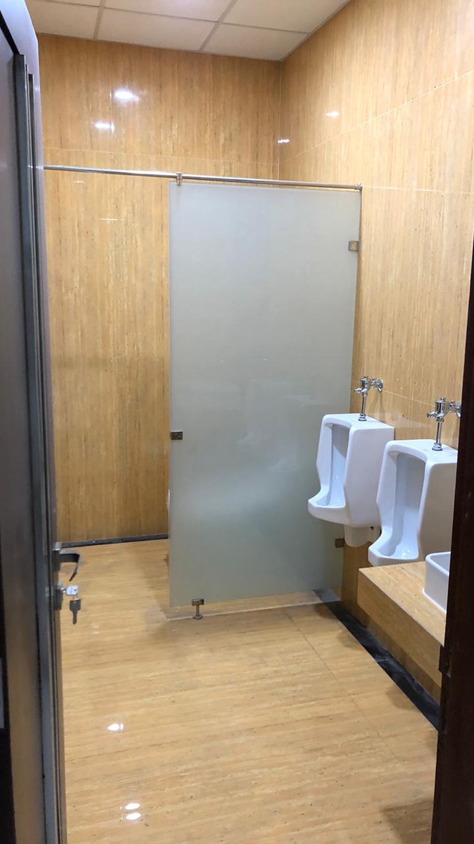 Dijual gedung baru di ampera, kemang jaksel