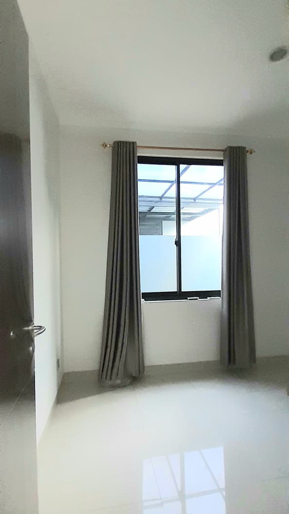 Rumah Cantiq Minimalis Luas 72m Harga 65Jt/Thn di Kebayoran Harmony Bintaro Jaya