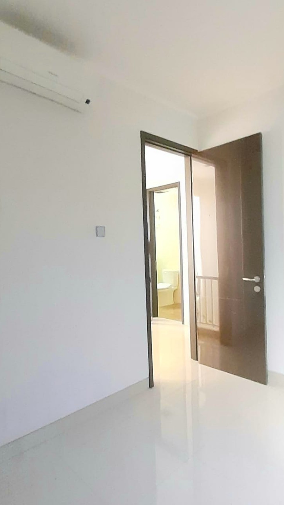 Rumah Cantiq Minimalis Luas 72m Harga 65Jt/Thn di Kebayoran Harmony Bintaro Jaya