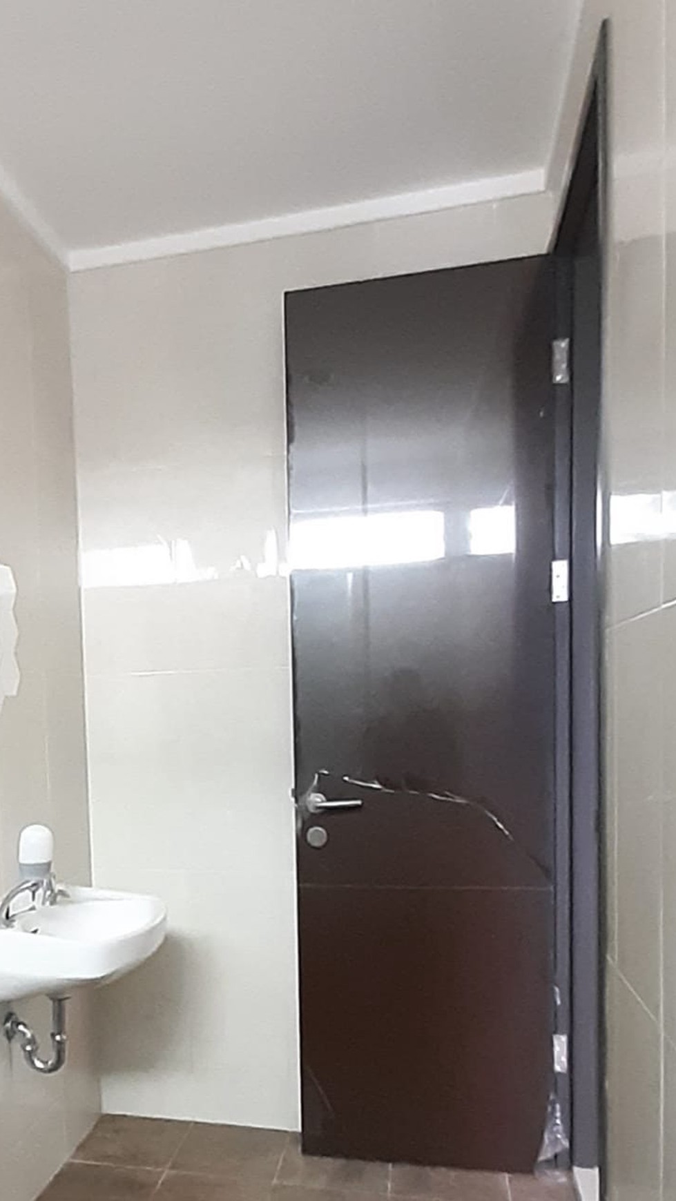 Rumah Cantiq Minimalis Luas 72m Harga 65Jt/Thn di Kebayoran Harmony Bintaro Jaya
