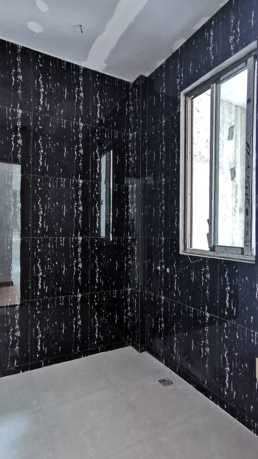 Rumah Dengan Lay Out dan Exterior Elegan, dan Strategis @Perum Kavling DPRD DKI, Cibubur