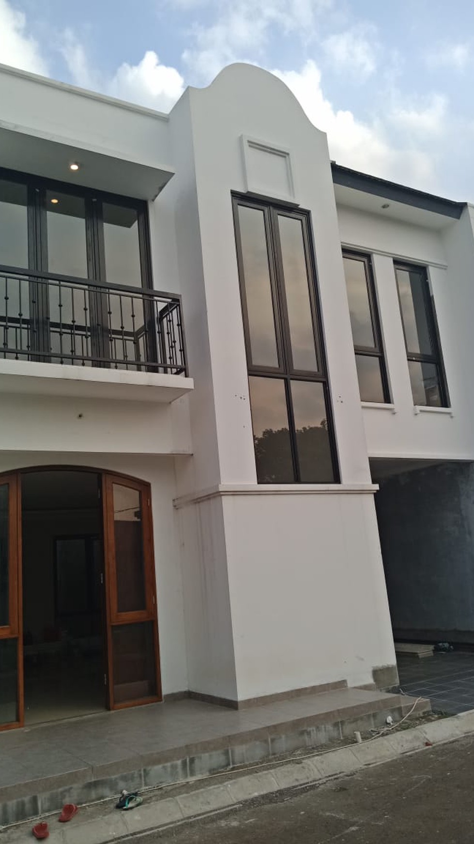 Dijual Brand New American Classis Sangat urah dan Siap Huni