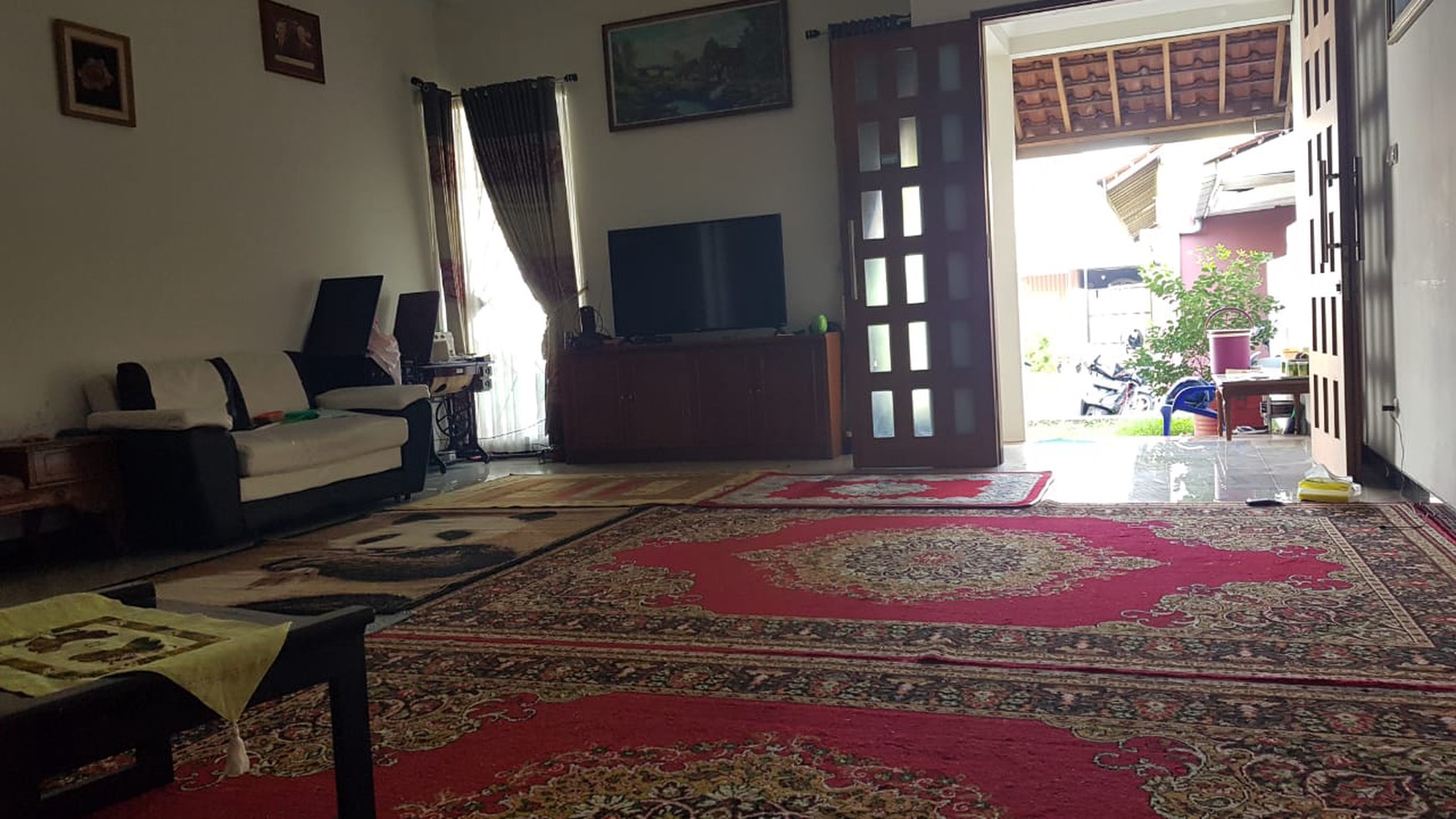 RUMAH SEMI FURNISH DI REJOWINANGUN DEKAT GEMBIRALOKA ZOO