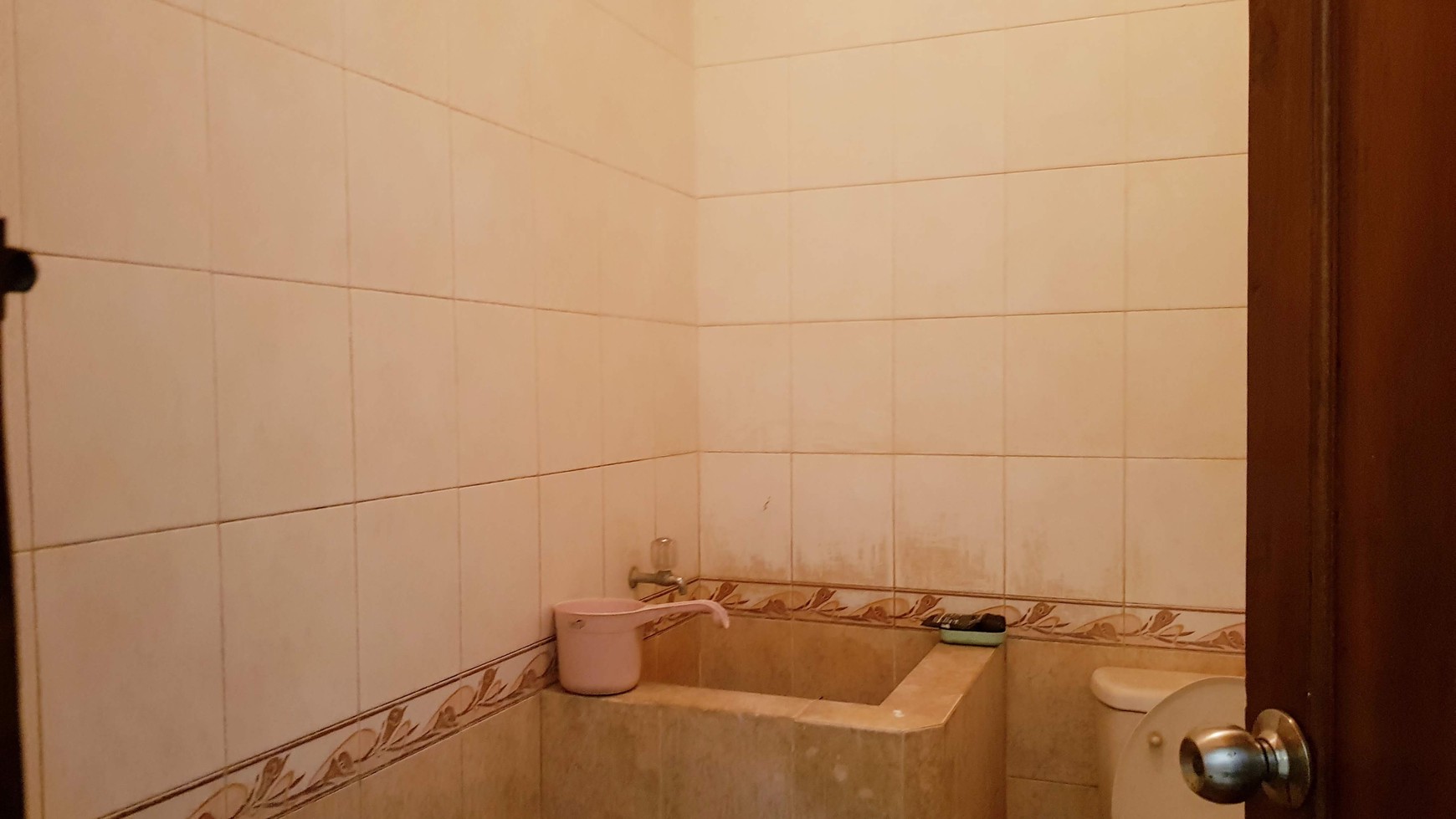 Rumah sawa salam kompleks Area Cilandak