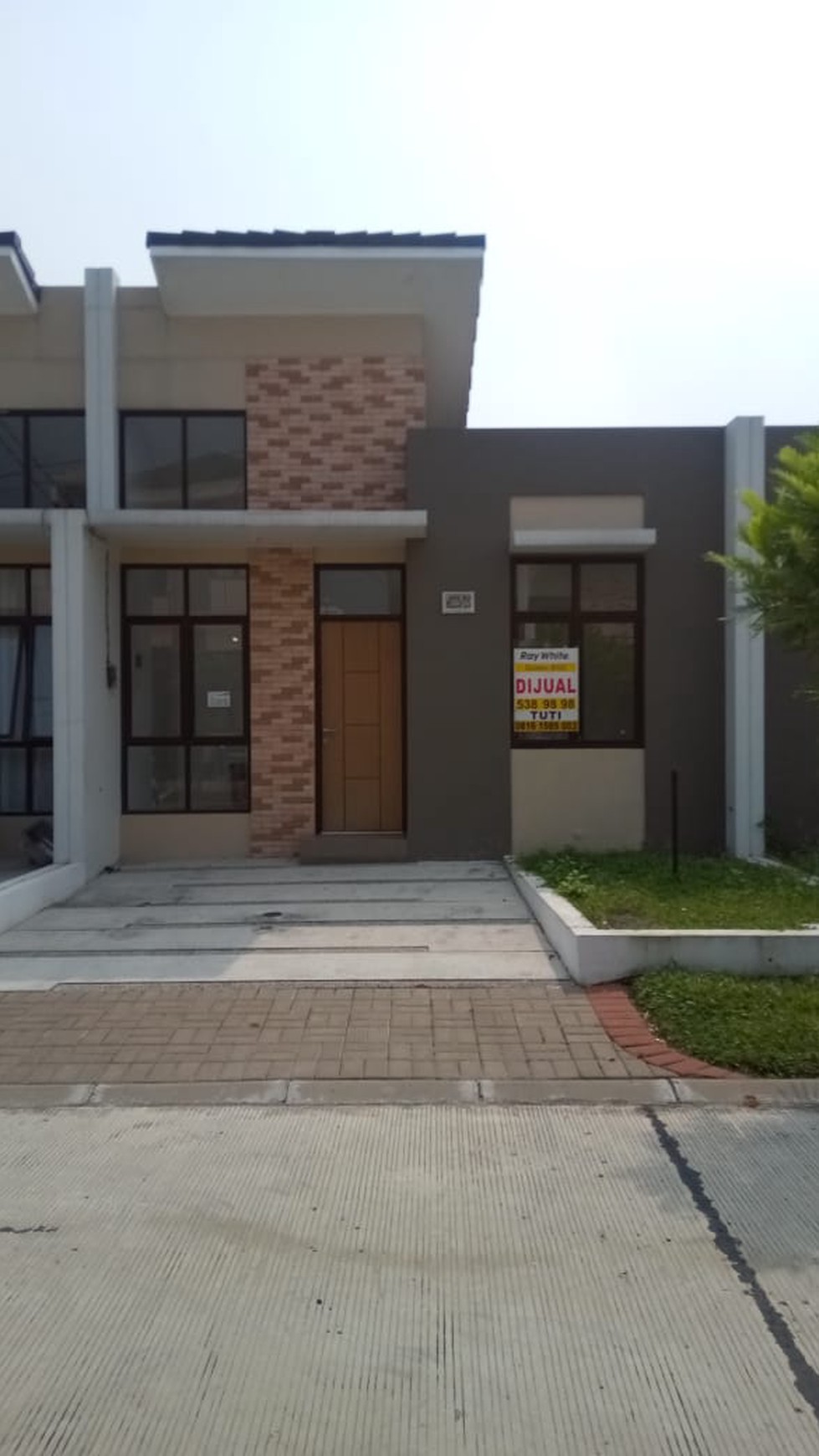 Dijual rumah strategis, murah dibawah harga market, kondisi rapih, siap huni