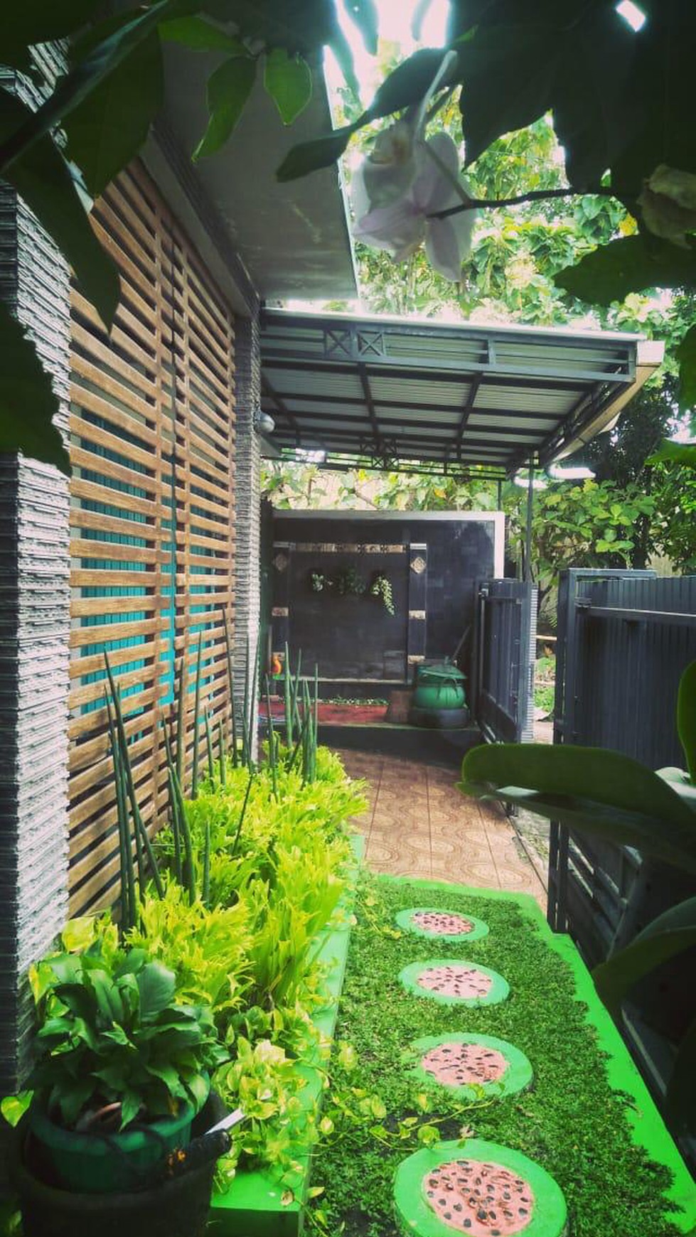 RUMAH CANTIK DI DAERAH MEIJING, AMBARKETAWANG