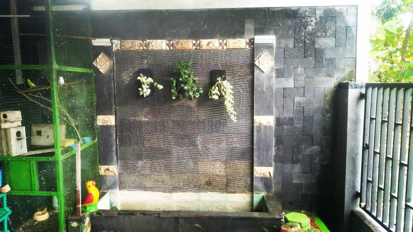 RUMAH CANTIK DI DAERAH MEIJING, AMBARKETAWANG