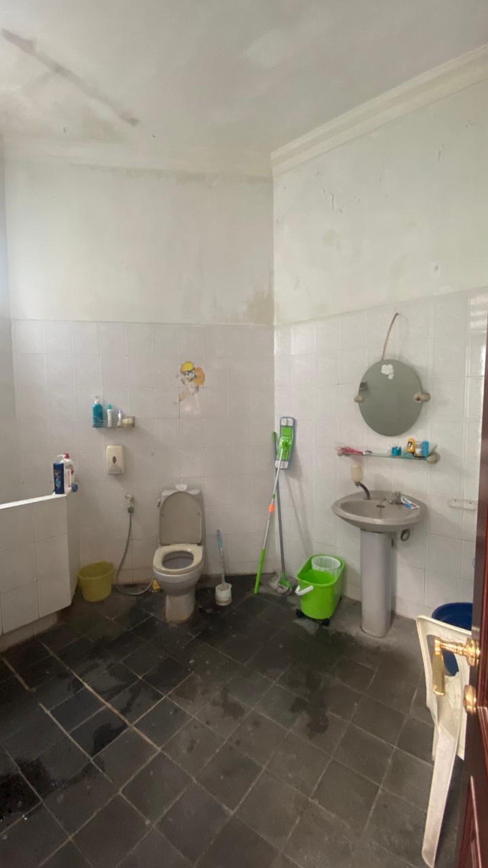 RUMAH MEWAH LOKASI STRATEGIS DI DEKAT KAMPUS UGM