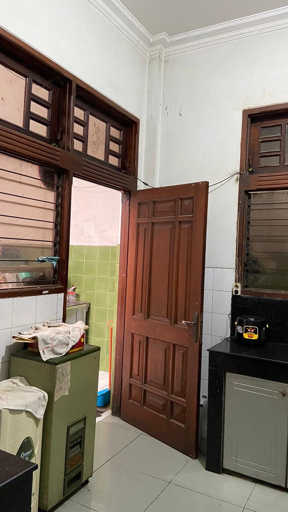 RUMAH MEWAH LOKASI STRATEGIS DI DEKAT KAMPUS UGM