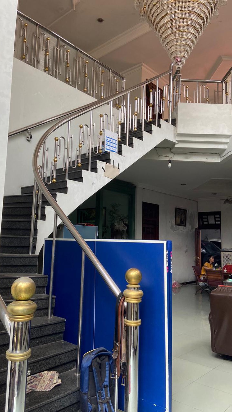 RUMAH MEWAH LOKASI STRATEGIS DI DEKAT KAMPUS UGM
