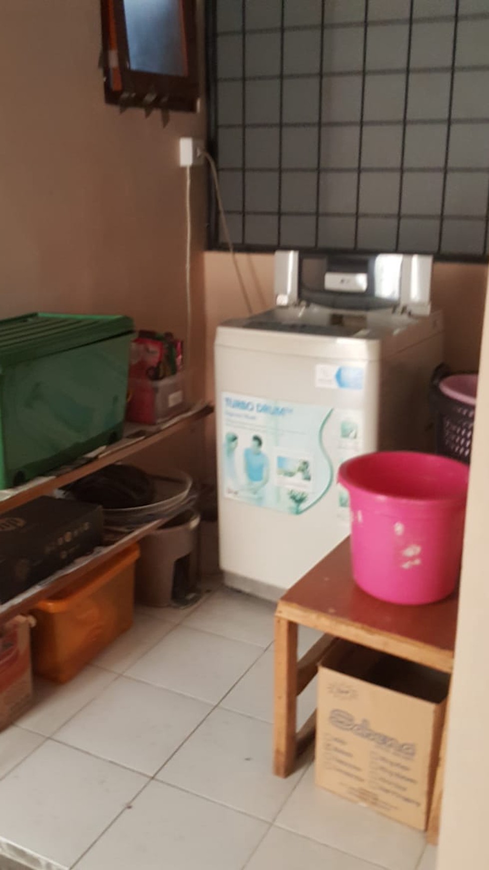 Rumah Cantik, siap huni, dilingkungan  tenang dalam Cluster excusive  Bintaro Jaya  Sektor 9