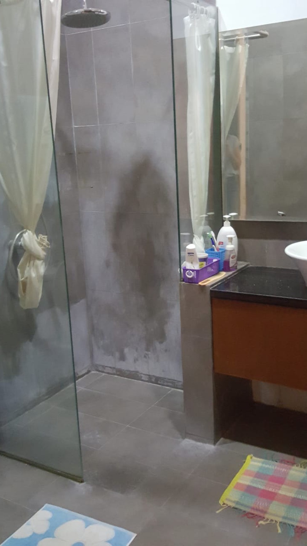 Rumah Cantik, siap huni, dilingkungan  tenang dalam Cluster excusive  Bintaro Jaya  Sektor 9