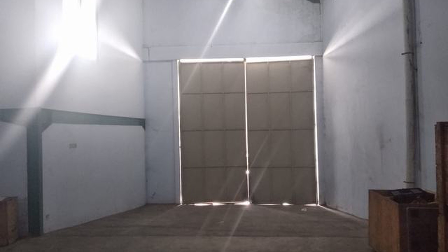 Disewa Gudang murah, strategis, siap huni, Gandeng, muat barang besar, akses countainer bisa masuk Daan Mogot Tangerang