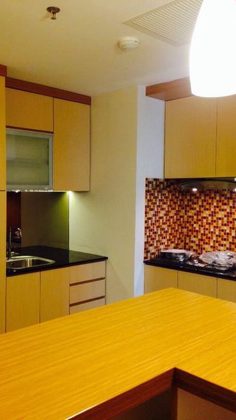 Dijual Apartemen Type 1 BR Renov jadi 2 BR, Streategis, rapih, harga murah, siap huni