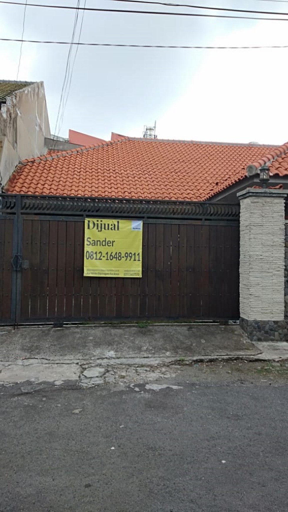 Hunian nyaman di jalan kupang indah