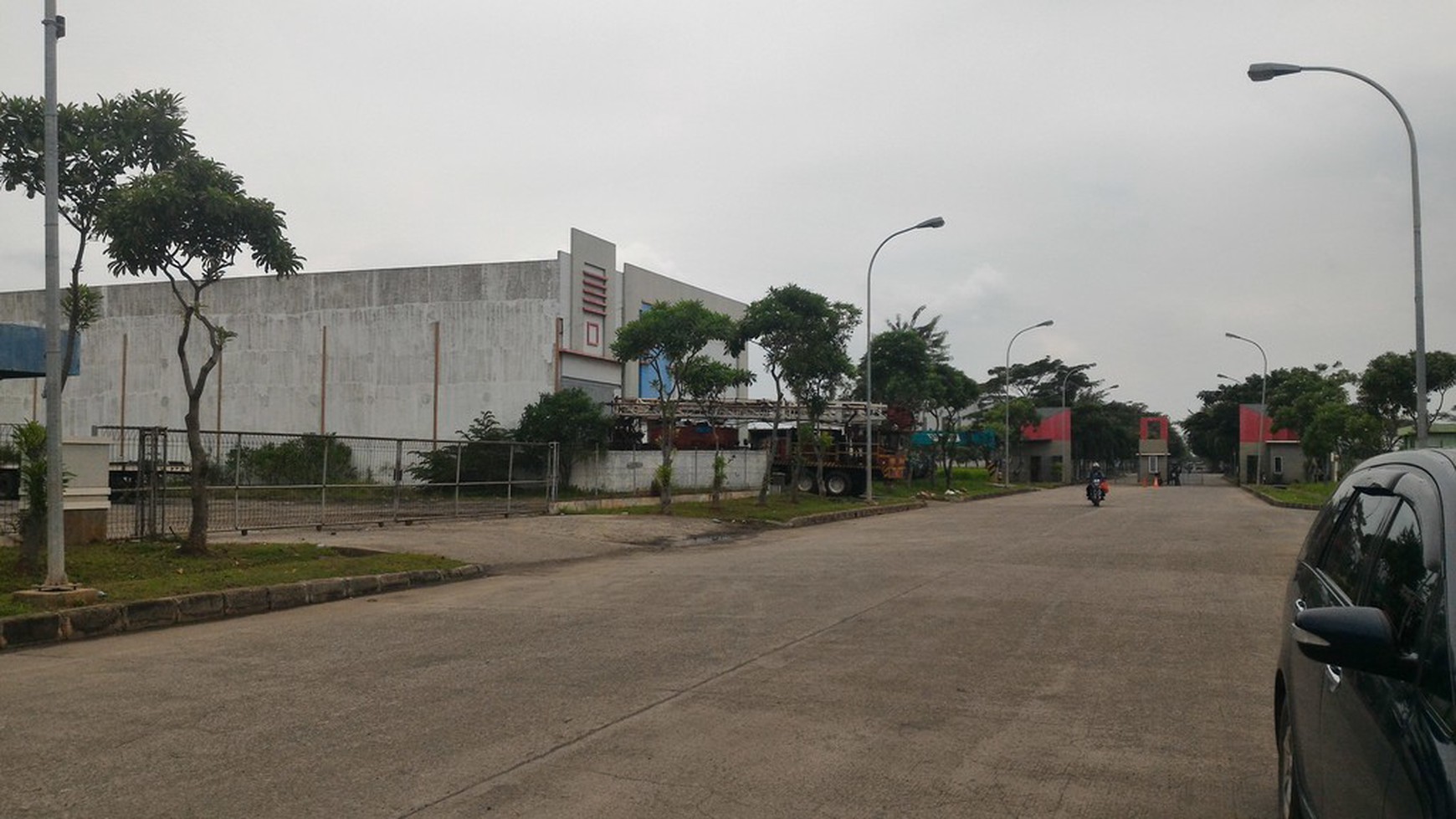 Lokasi cocok untuk pergudangan dan kantor