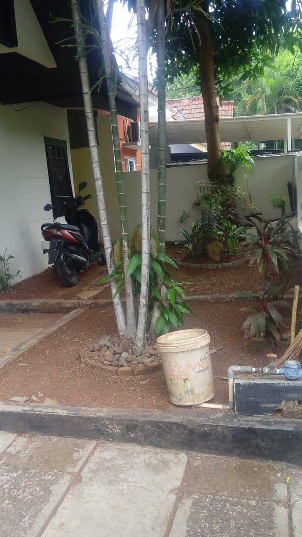 Rumah siap huni,dalam cluster di Serpong