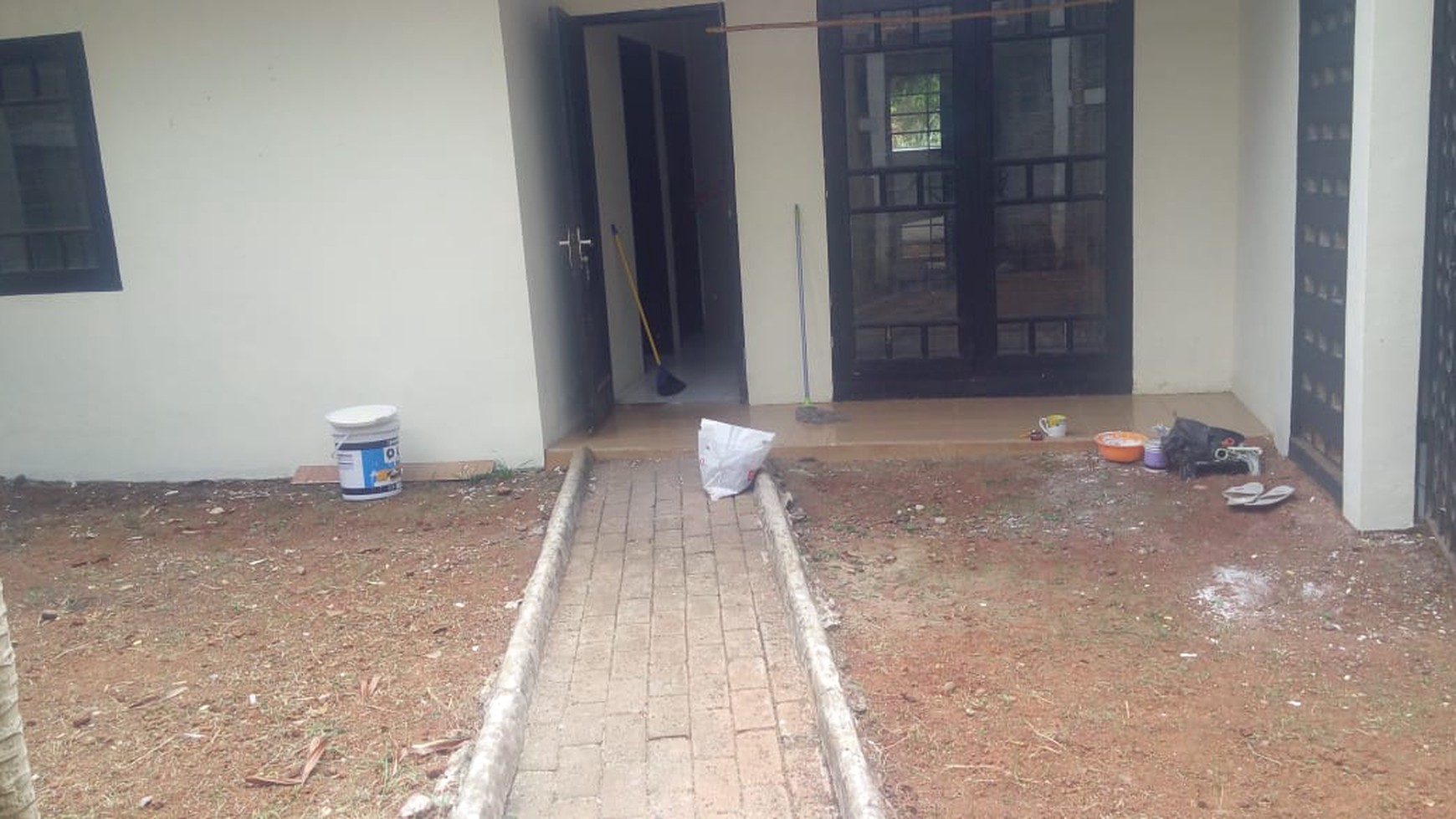 Rumah siap huni,dalam cluster di Serpong