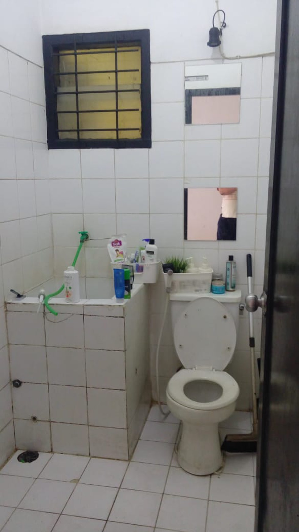 Rumah siap huni,dalam cluster di Serpong