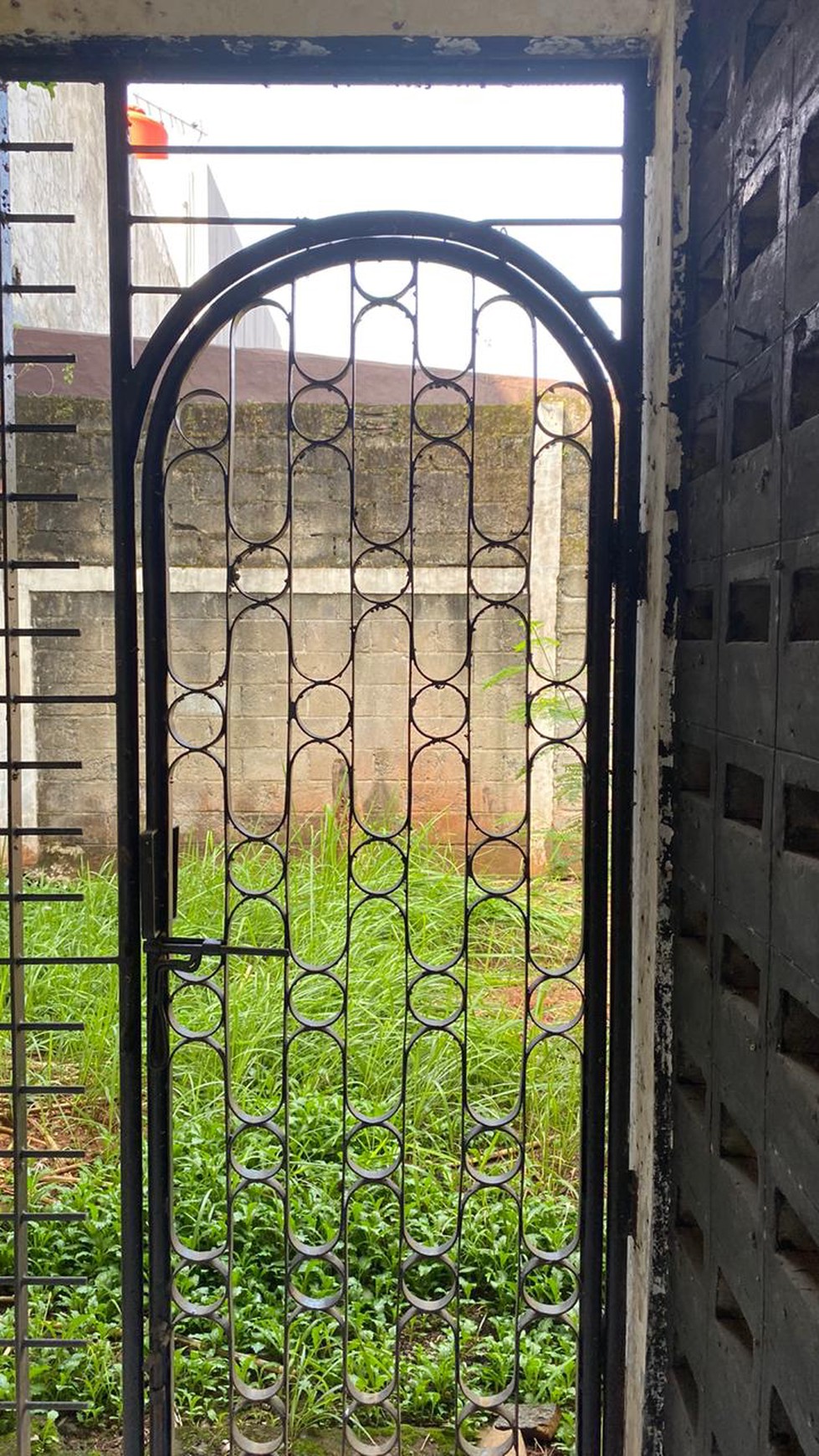 Rumah siap huni,dalam cluster di Serpong