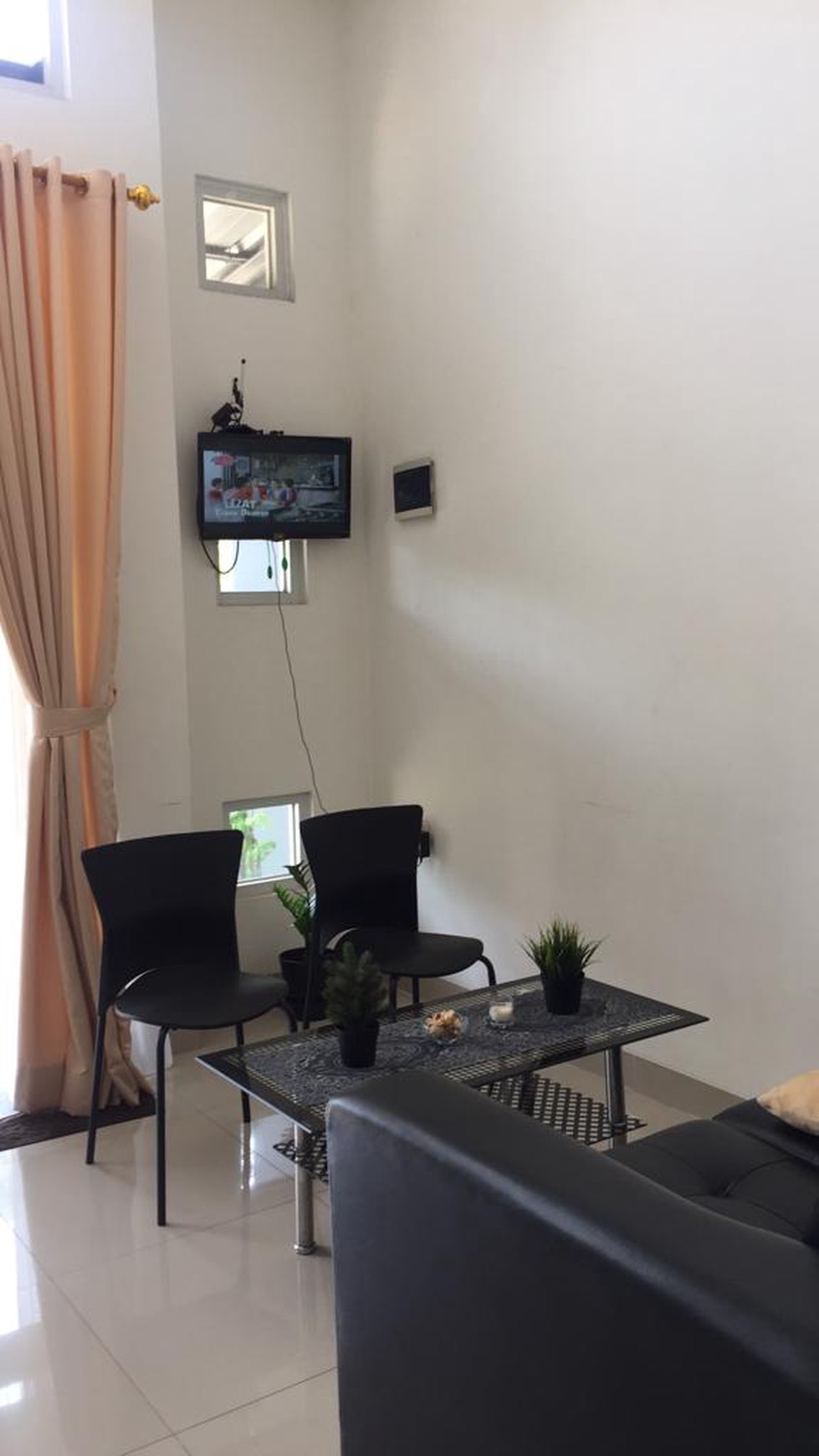 Rumah Minimalis, Siap Huni, One Gate System @Trevista Bintaro, Ciputat