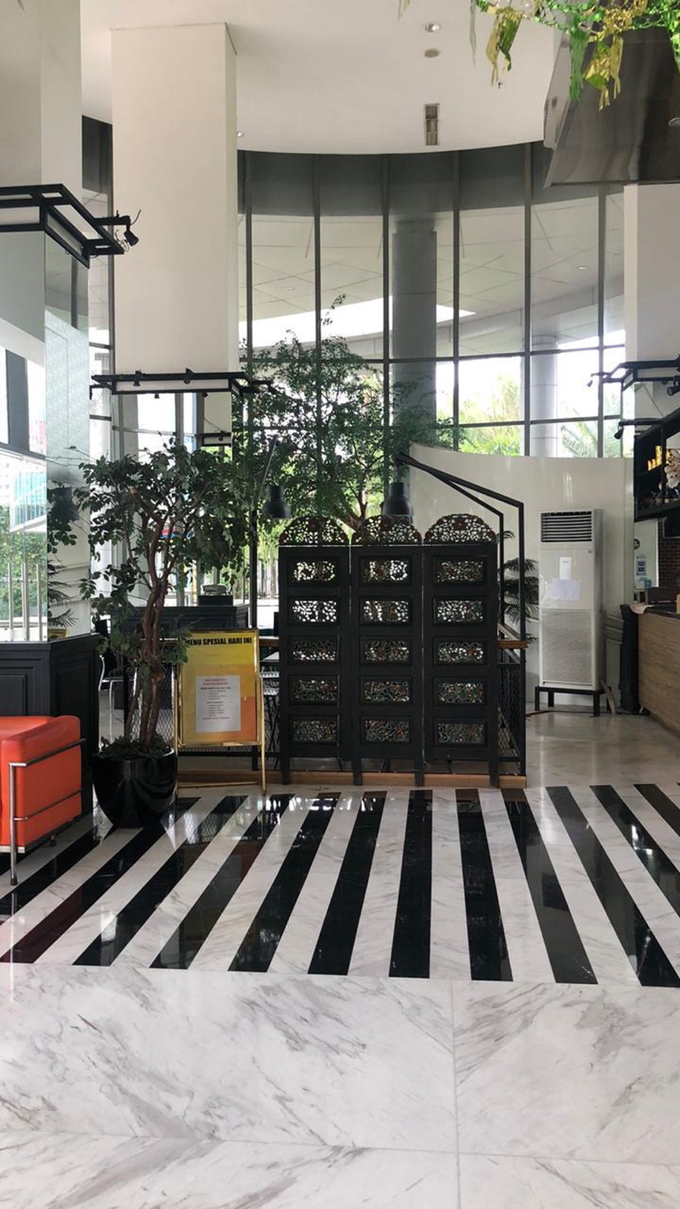 Gedung siap huni di Palmerah