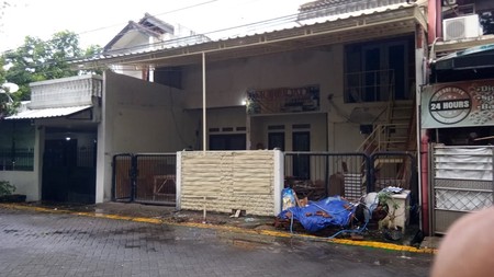 Rumah 2 lantai SHM Rungkut Permai