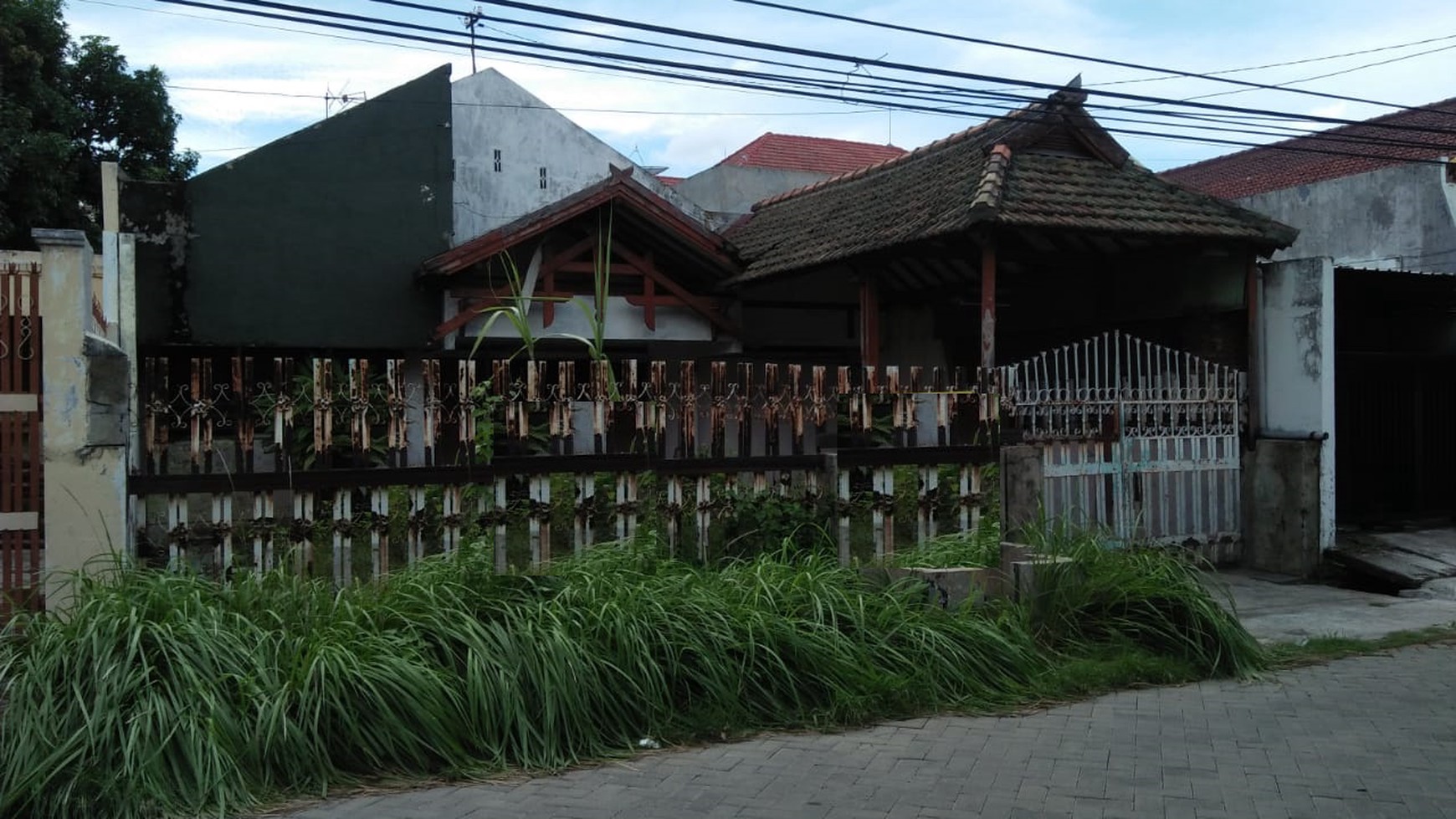 Rumah 2 lantai SHM jalan kupang baru