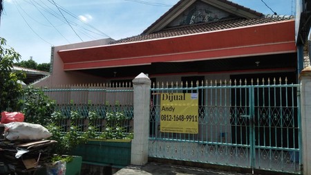 Rumah siap huni SHM jalan petemon