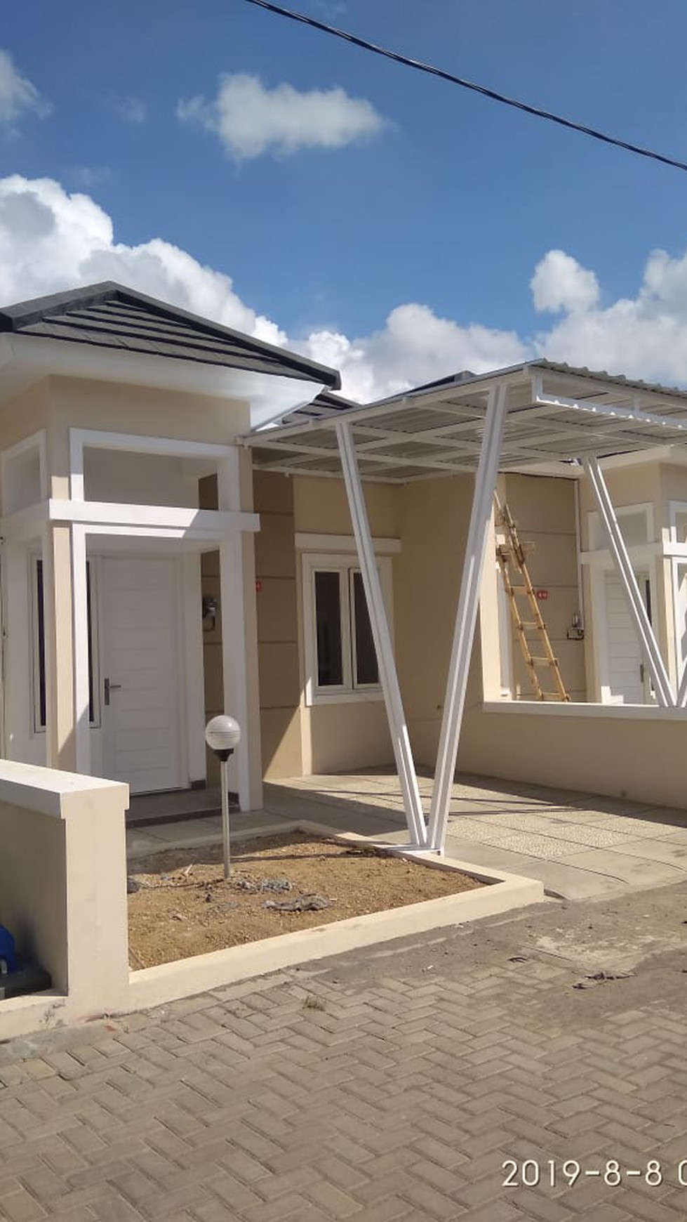 RUMAH CANTIK SIAP HUNI, DI BANGUNJIWO, BANTUL