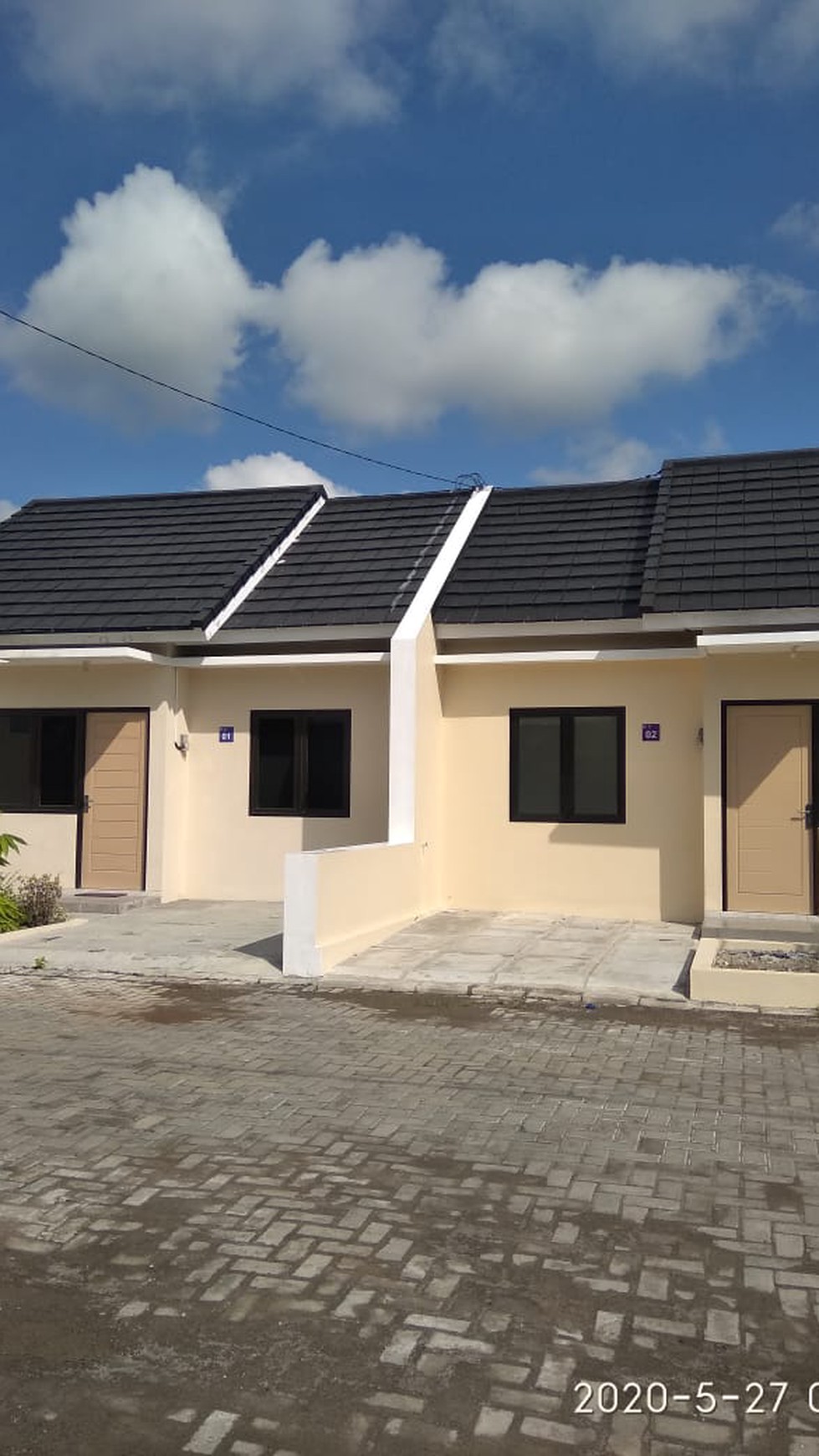 RUMAH CANTIK SIAP HUNI, DI BANGUNJIWO, BANTUL
