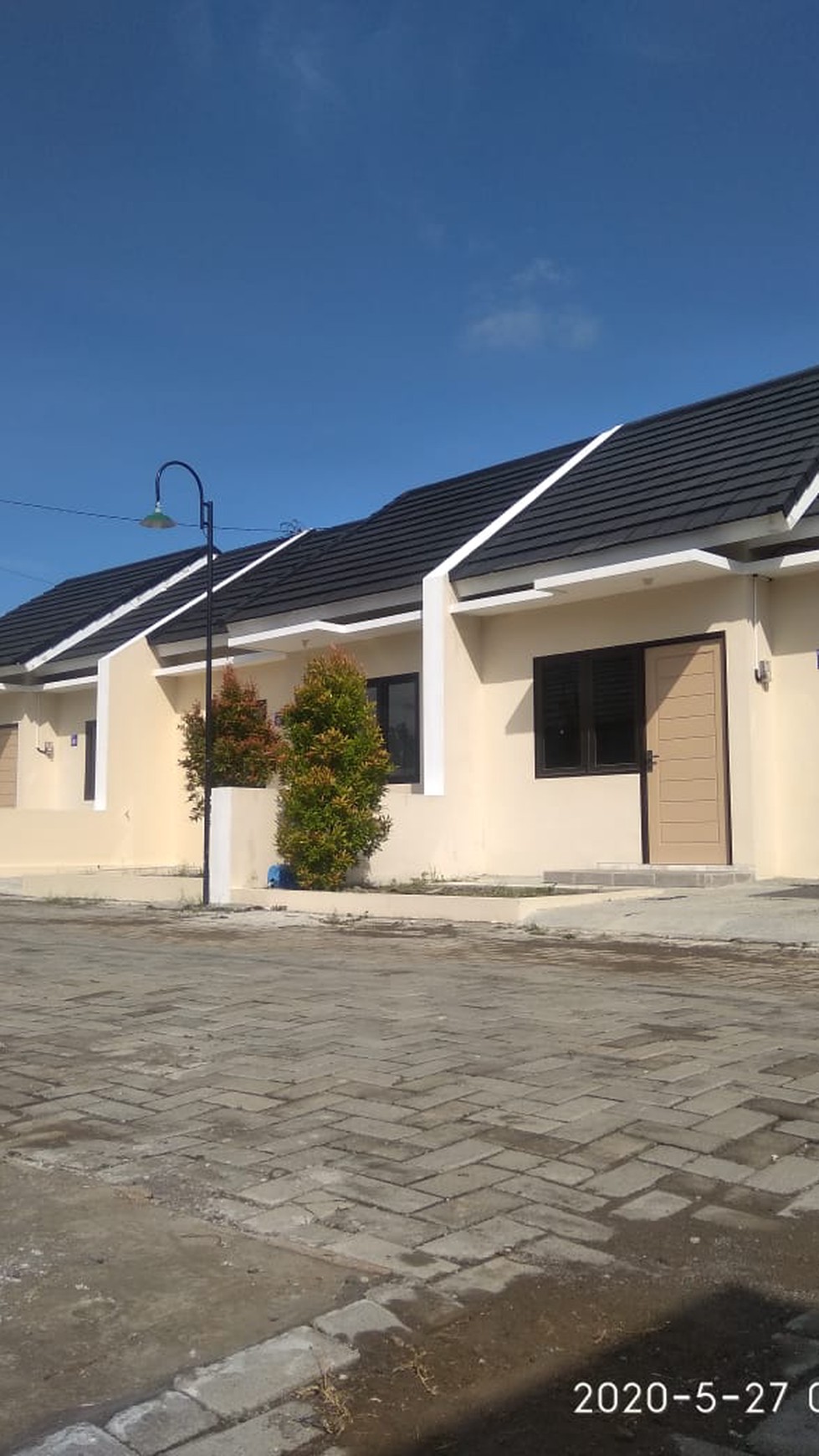 RUMAH CANTIK SIAP HUNI, DI BANGUNJIWO, BANTUL