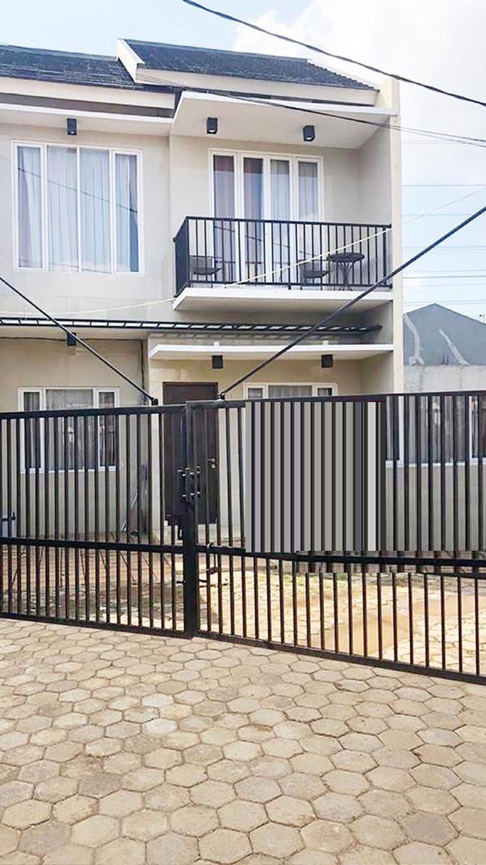 RUMAH BRAND NEW SIAP HUNI DALAM CLUSTER DI AREA SEKITAR CINERE